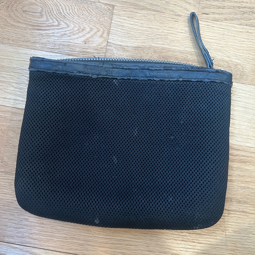 Lululemon pouch - makeup bag preloved black